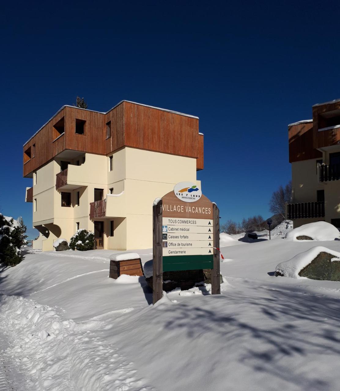 Vvf Les 7 Laux Massif De Belledonne Hotel Prapoutel Exterior photo